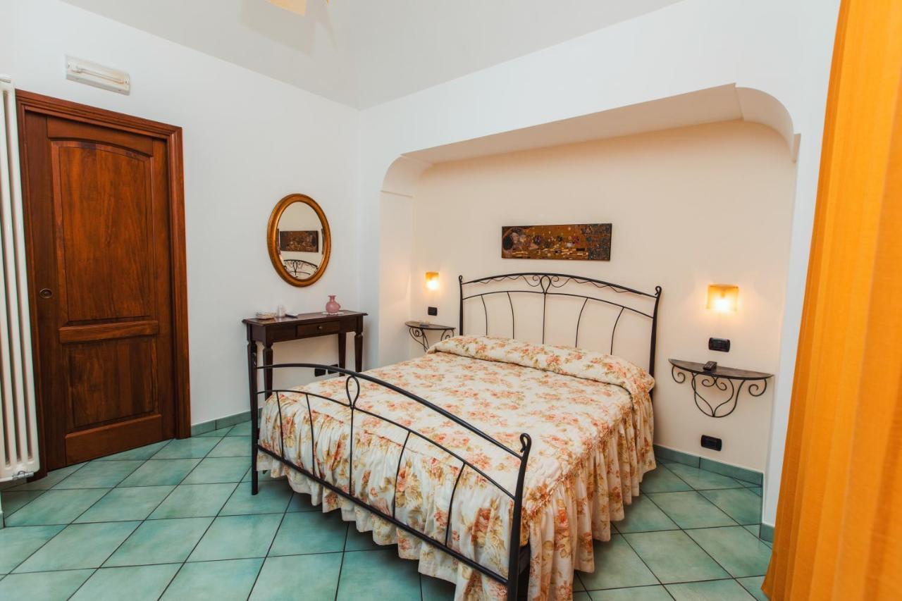 Roccia Fiorita Hotel Furore Kültér fotó
